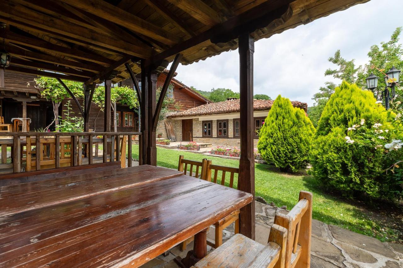 Guest House Zarkova Kushta ジェラブナ エクステリア 写真